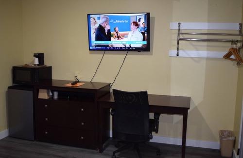 Deepwater Hotel | White Oaks Motel Pennsville/Carneys Point