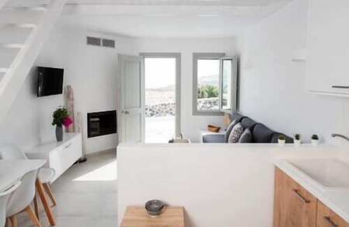 Messaria Apartment | White Orchid Suites | 2 | Heated Shared Mini Pool