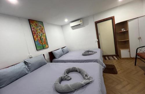 Koh Rong House | White Rose Guesthouse