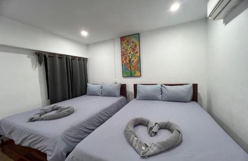 Koh Rong House | White Rose Guesthouse