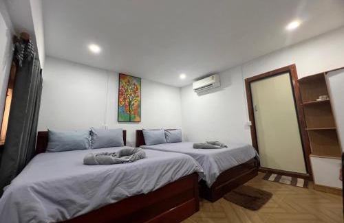 Koh Rong House | White Rose Guesthouse
