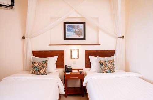 Kunduchi Resort | White Sands Hotel