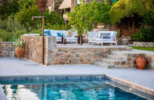 Kontos Villa | White Stone Villa
