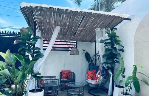 General Santos House | White Villa