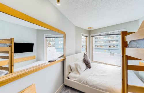 Big White Ski Resort Hotel | Whitefoot Lodge 314