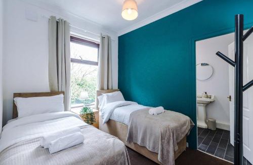 Oldham House | Whitegate House