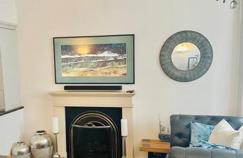 Whitby Apartment | Whitehall, Thomas Turnbull Flat 3 Beautiful apartment in Georgian House