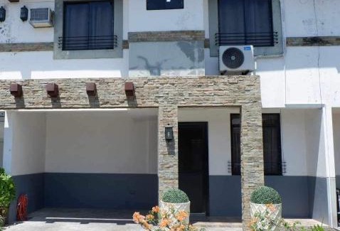 Cagayan de Oro Apartment | Whitehaus Courtyards 11 E