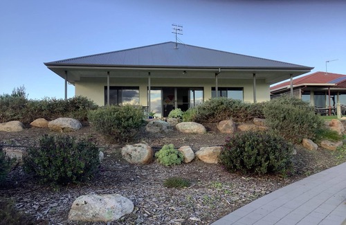 Nangkita House | Whole house with great views, open plan living for family and friends to enjoy.