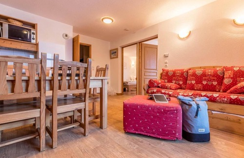 La Feclaz Apartment | Wifi, 100m from ski slopes, parking, tv, ski locker, 47m², La Féclaz