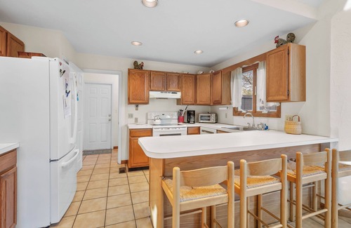 Silver Beach House | Wild Harbour Estates 4BD, 2.5 BA Contemporary-Association Beach, Central A/C, Outdoor Shower