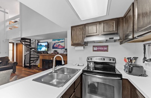 Keystone Apartment | Wild Irishman #1093 by Summit County Mountain Retreats