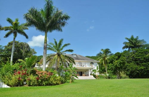 Montego Bay Villa | Wild Orchid 5 BR 5.5 Bth staff Private Paradise Spring Gardens Montego Bay