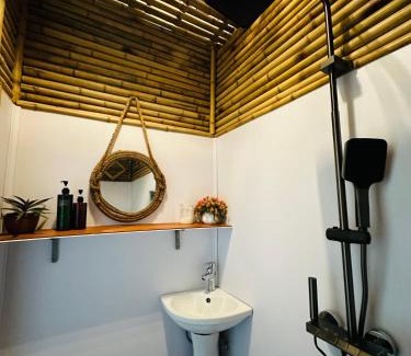 Yen Minh House | Wild Orchid Relaxing Bungalow