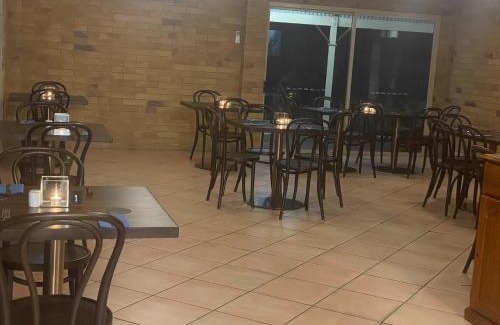Gin Gin Hotel | Wild Scotsman Motor Inn Gin Gin QLD