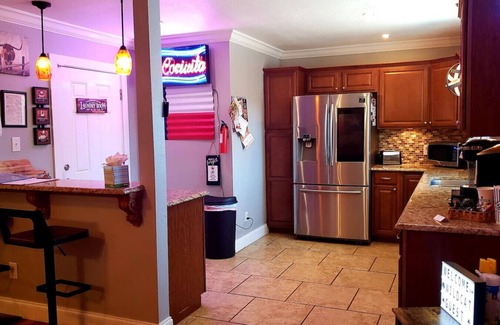 Odessa House | Wildcatter resting grounds, spacious living