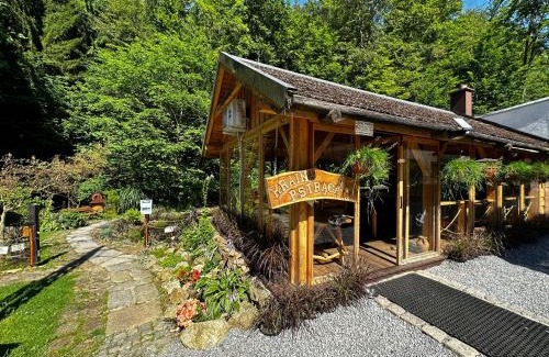 Miedzygorze Bed & Breakfast | Willa Orle Gniazdo