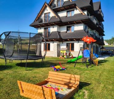 Czarna Gora House | Willa Taterniok - pokoje z widokiem na Tatry