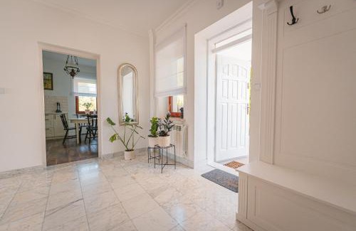 Drohiczyn Villa | Willa Tonkiele - Dom z Jacuzzi i Sauną na wyłączność