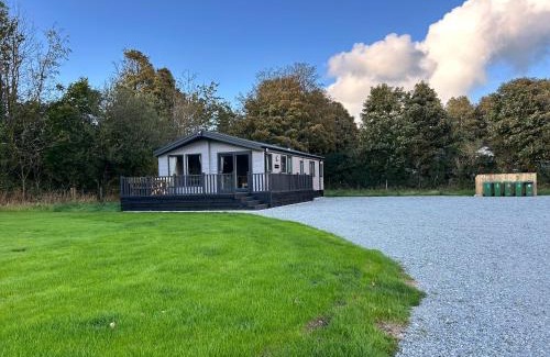 Dulas Ski Chalet | Willow lodge