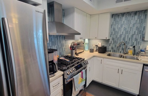 Marquette Condo | Willy- Marquette Lake Front Condo with Lake Access