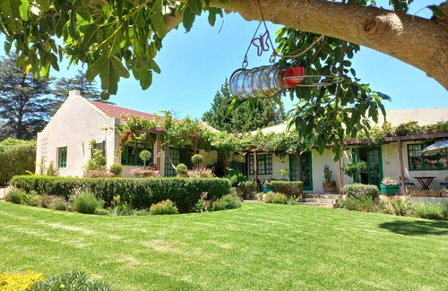Somerset West Bed & Breakfast | Wine Route 44 Guesthouse