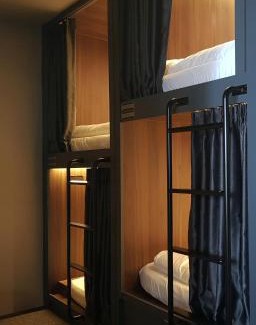 Chinatown Hotel | Wink at McCallum Street