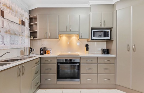 Tomakin House | Winnies on Sunpatch. Gorgeous, pet friendly home in fantastic location