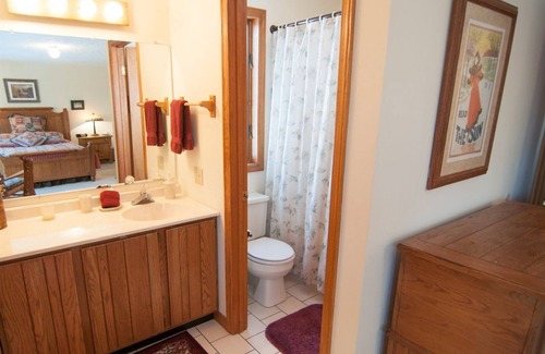 Old Timberline House | Wintercadence - 233 Ridge RoadnnWintercadence - Lake Privileges! Hot Tub! Open Concept Living!