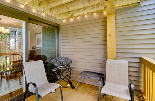 Nellysford Apartment | Wintergreen Resort Vacation Rental with Balcony!