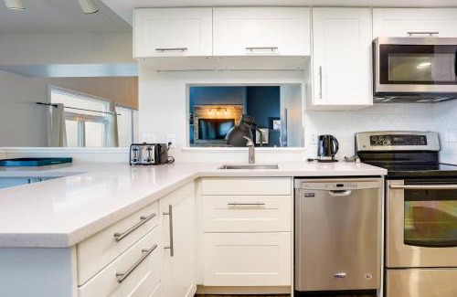 The Blue Mountains House | Wintergreen Retreat with Private Sauna & Patio 82291