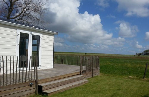 Hippolytushoef House | Wiringherlant by Interhome