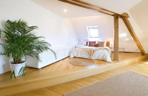 Prague 1 Apartment | Wishlist Prague Residences - GRAND FAMILY LOFT BY CHARLES BRIDGE
