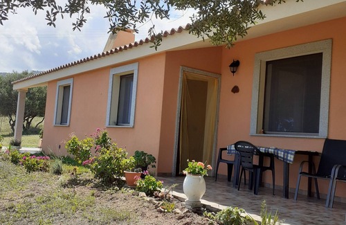 Aglientu Apartment | Wisteria apartment with pool, solarium sea view