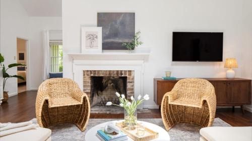Heritage Woods House | Wisteria by AvantStay Bright Spacious Home w Pool Entertainers Patio
