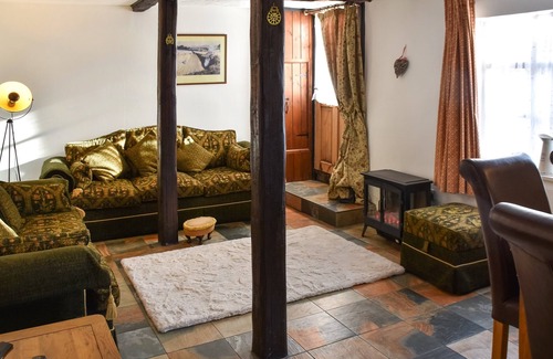 Ludham Cottage | With the amazing Norfolk Broads on the doorstep, is the perfect holiday home in which to relax and e