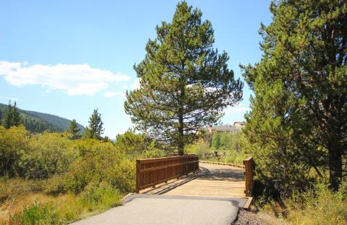 Keystone House | Wolf Rock Home 82 by SummitCove Lodging