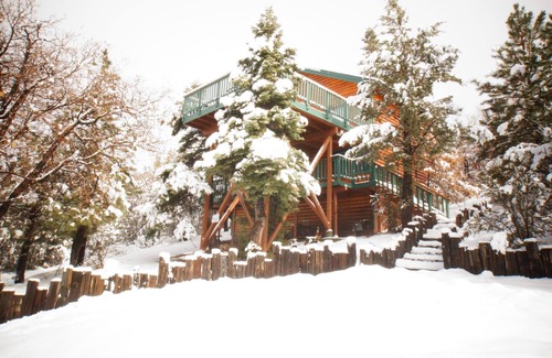 Upper Moonridge Cabin | Wolf View Lodge