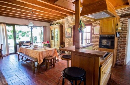 La Chapelle-Saint-Sauveur Villa | Wonderful private villa for 8 guests with WIFI, private pool, TV, terrace and pets allowed