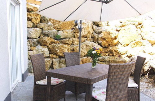 Betzenstein Apartment | Wonder world vacation - rural, modern, familiar.