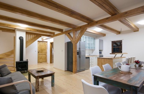 Dolni Branna House | Wonderful private villa for 10 people with WIFI, hot tub, TV, terrace and pets allowed