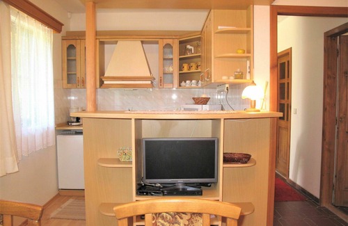 Zabrodi House | Wonderful private villa for 4 people with WIFI, TV, terrace and panoramic view