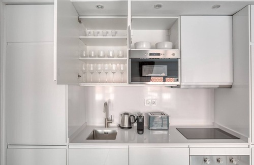 Embajadores Apartment | Wonderful 1br in La Latina, in the heart of Madrid