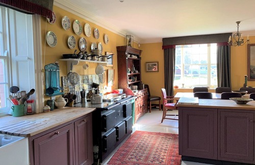 Penrith House | Wonderful 7 Bedroom Detached House and large gardens in Cumbria's Garden of Eden