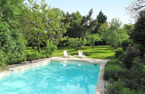 Saint-Sulpice-les-Feuilles House | Wonderful private villa for 9 people with private pool, WIFI, hot tub, TV, patio and pets allowed