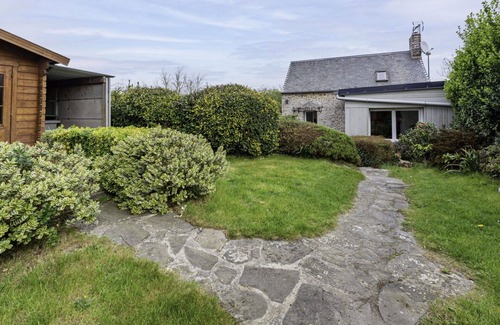 Creances House | Wonderful private villa for 2 guests with WIFI and pets allowed