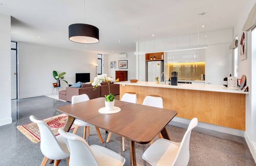 Hobsonville House | Wonderful Hobsonville Three Bedroom Home