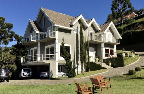 Recanto Araucaria House | Wonderful house in Campos do Jordão