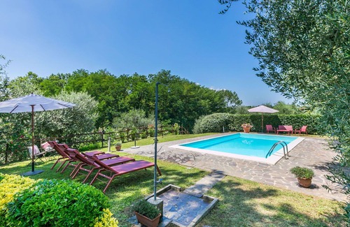 Santa Maria a Monte House | Wonderful private villa for 6 guests with A/C, WIFI, private pool, TV and patio