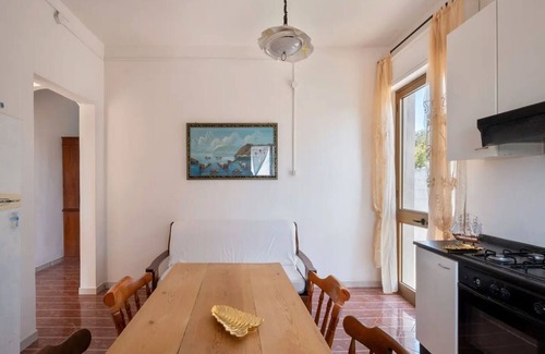 Padula Fede Villa | Wonderful private villa for 6 people with TV, patio and pets allowed